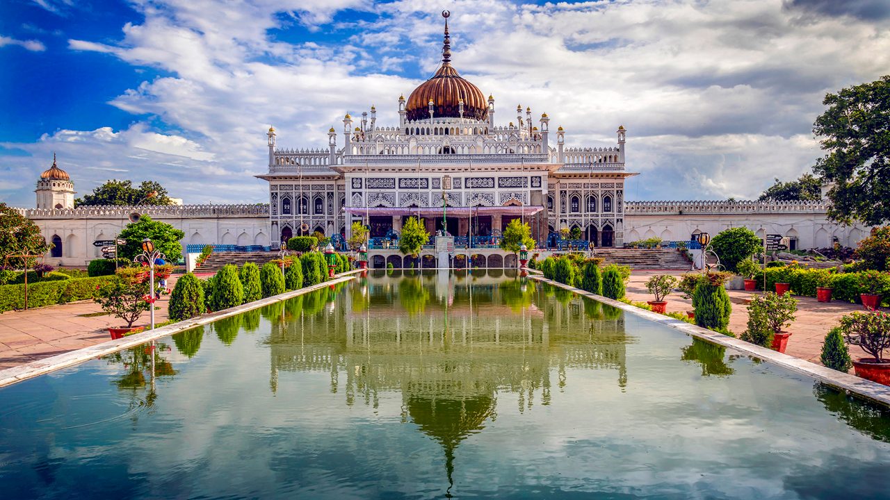 Haridwar to Lucknow Taxi Service